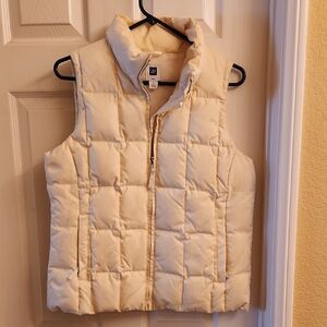 GAP Light Beige Puffer Vest